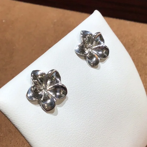 14k White Gold Plumeria Earrings